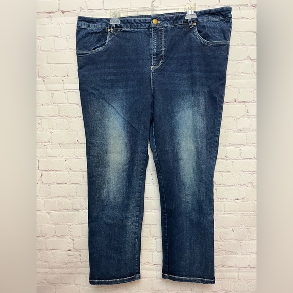 Universal Standard High Rise Dark Wash Jeans - Picture 1 of 15
